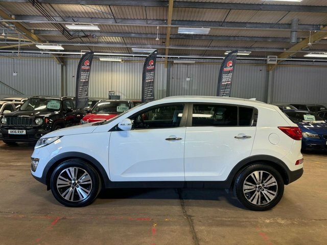 Kia Sportage Suv DY14HHW White #4