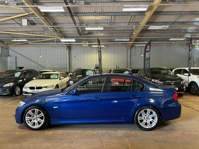 BMW 3 Series Saloon YE11EPK Blue #2
