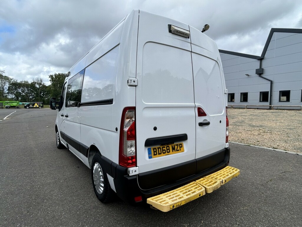 Vauxhall Movano 2.3 Cdti 3500 Welfare Crew Van BD68MZP White #4
