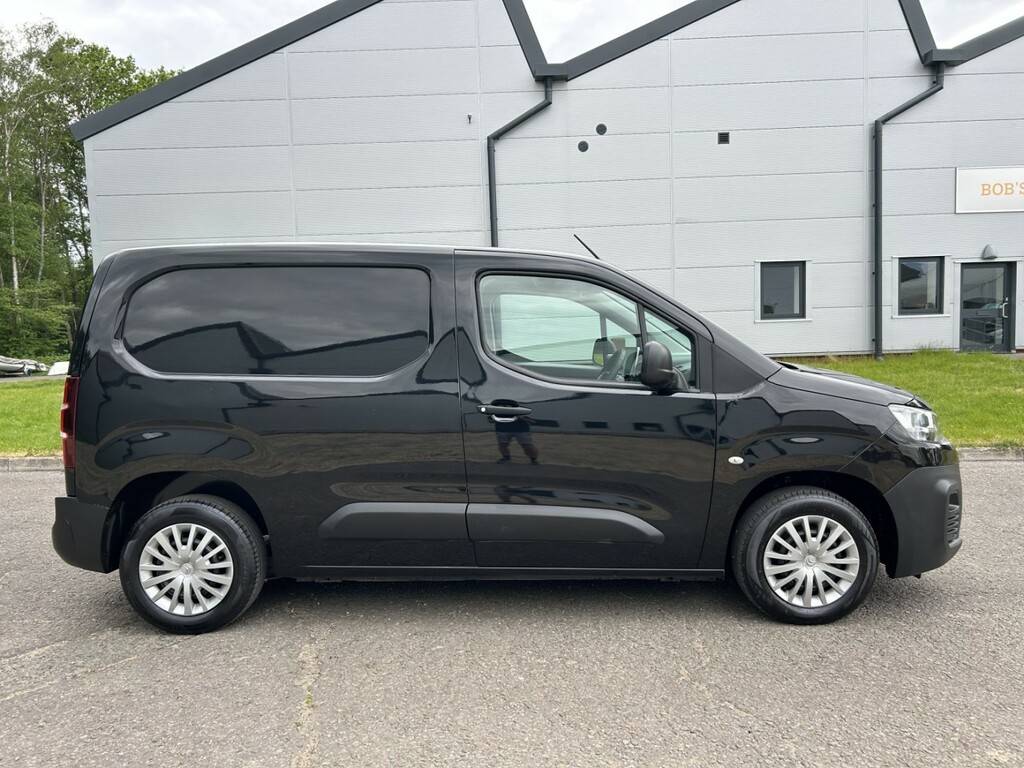 Citroen Berlingo 1.5 Bluehdi 650 Enterprise M CK70TZJ Black #3