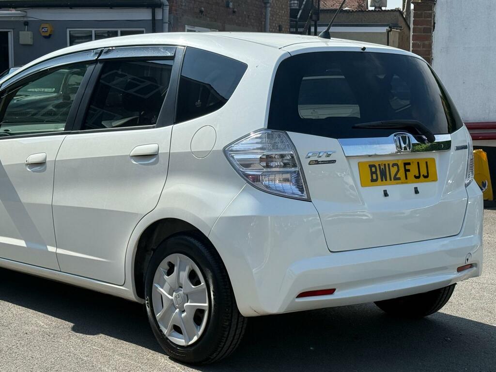 Honda Jazz 1.3H Ima Hs Hatchback Hybrid Cvt Euro 5 BW12FJJ White #4