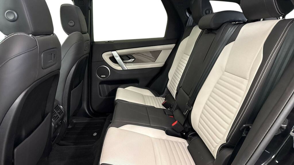 Land Rover Discovery Sport 2.0 D200 Metropolitan 5 Seat LA75MDX Black #4