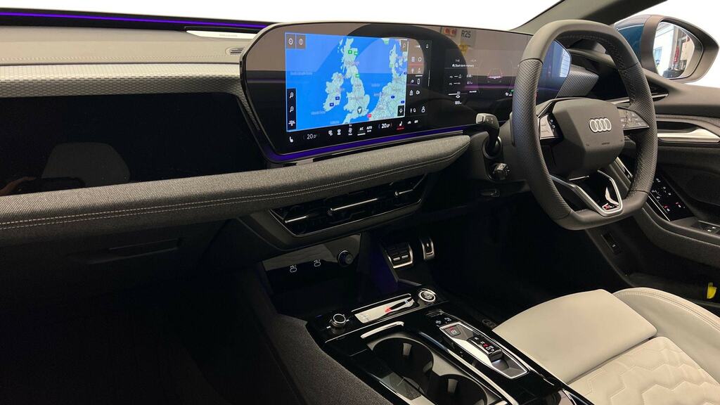 Audi A6 E-tron Sportback 270Kw Performance 100Kwh S Line Sv RF75HYH Blue #2