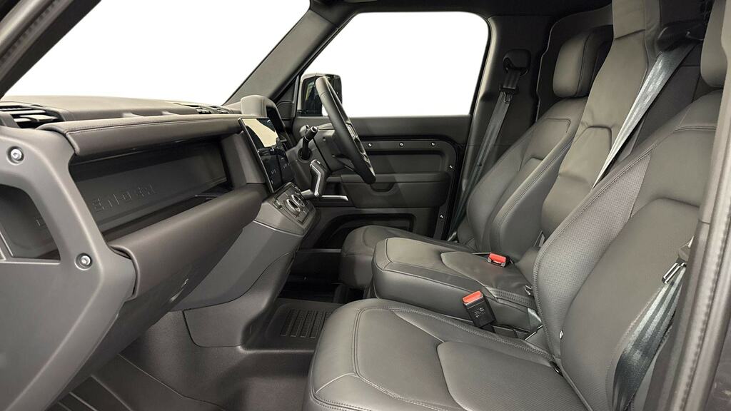 Land Rover Defender 110 3.0 D350 Hard Top X-dynamic Hse LB75YON Black #3