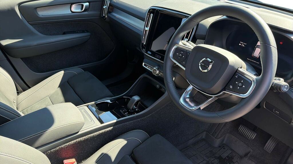 Volvo EX40 185Kw Extended Range Plus 78Kwh MH75CBU Silver #5