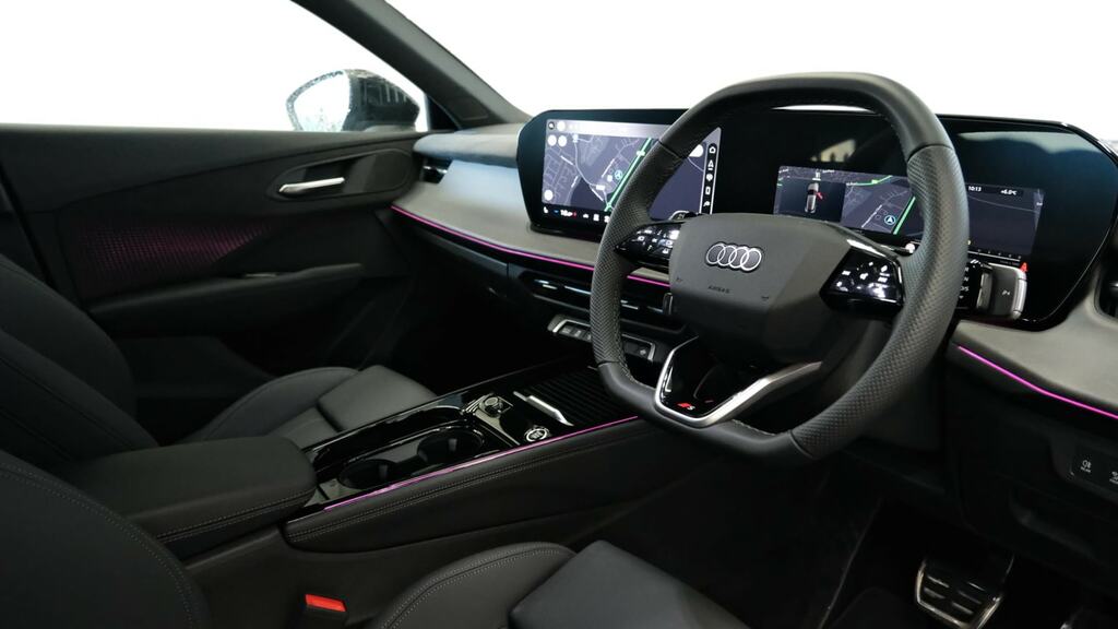 Audi Q3 1.5 E-hybrid Launch Edition S Tronic YJ75NGB Grey #6