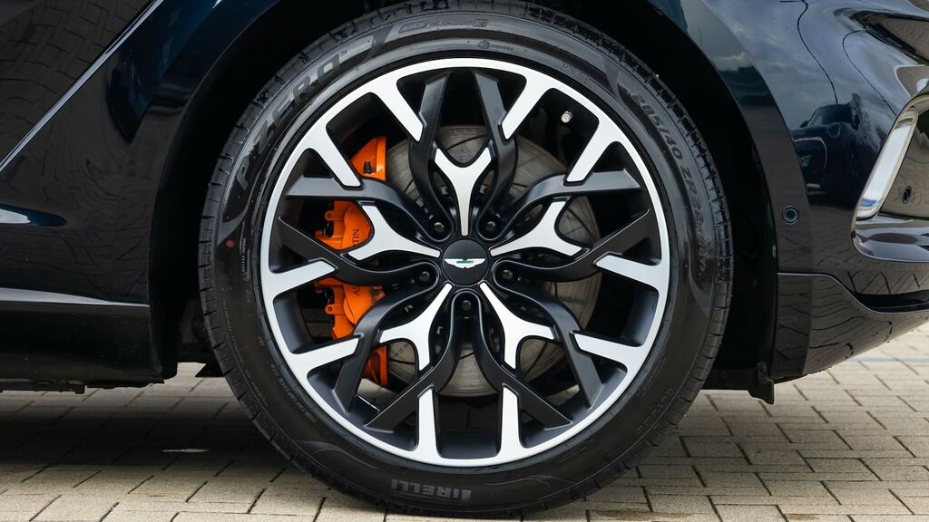 Aston Martin DBX V8 550 Touchtronic HX23YWM Black #4