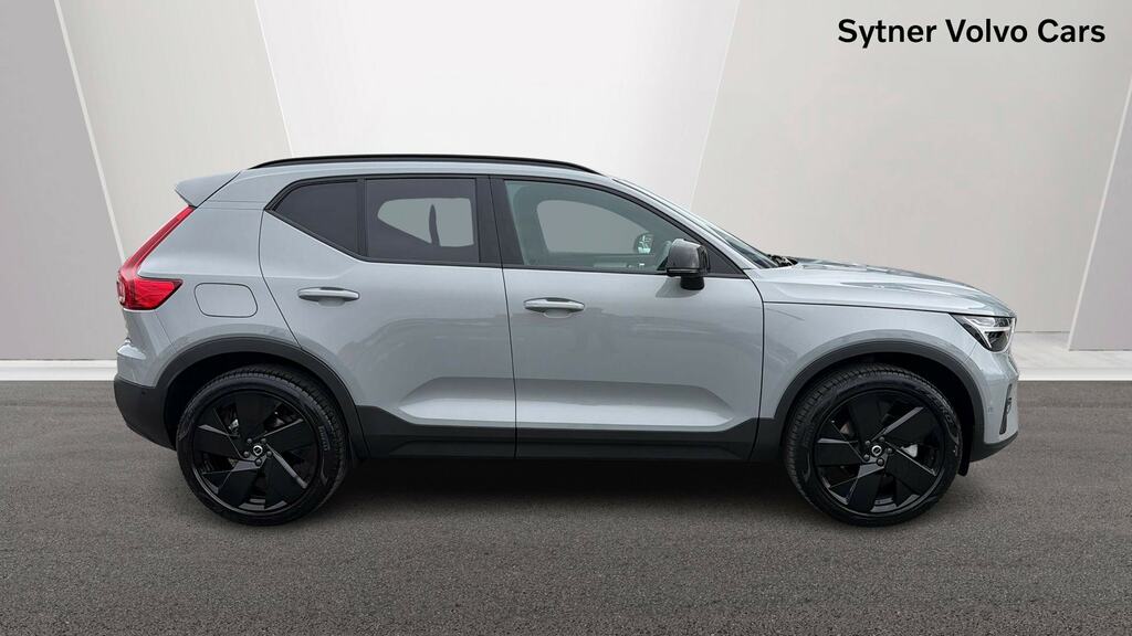 Volvo XC40 2.0 B3p Plus Pro Black Edition MH75WKA Grey #3
