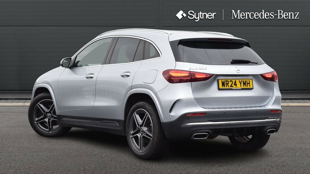 Mercedes-Benz GLA Class Gla 200 Amg Line Premium WR24YMH Silver #2