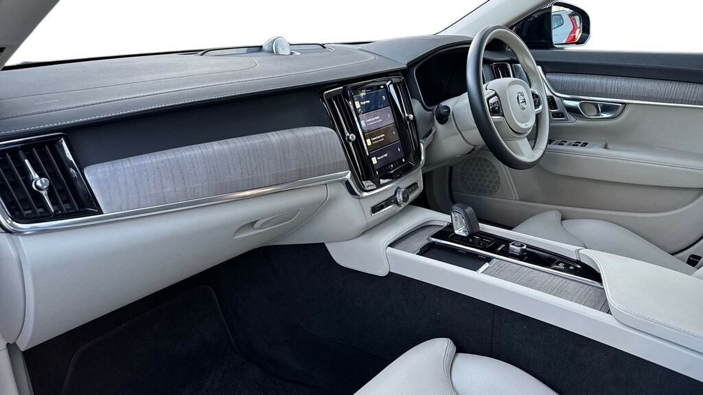 Volvo V90 2.0 B5p Ultimate Dark ST73YCX Black #4