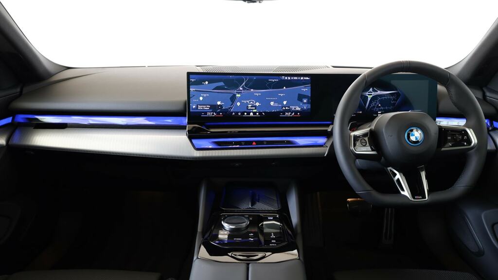 BMW i5 250Kw Edrive40 M Sport Pro 84Kwh EU26JHE Grey #4