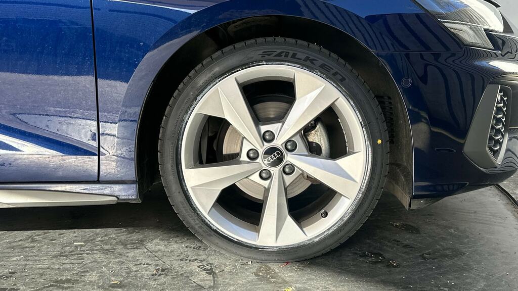 Audi A3 35 Tfsi S Line S Tronic Comfortsound YF23BGK Blue #5