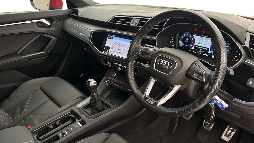 Audi Q3 35 Tfsi S Line Tech Pack Red #6