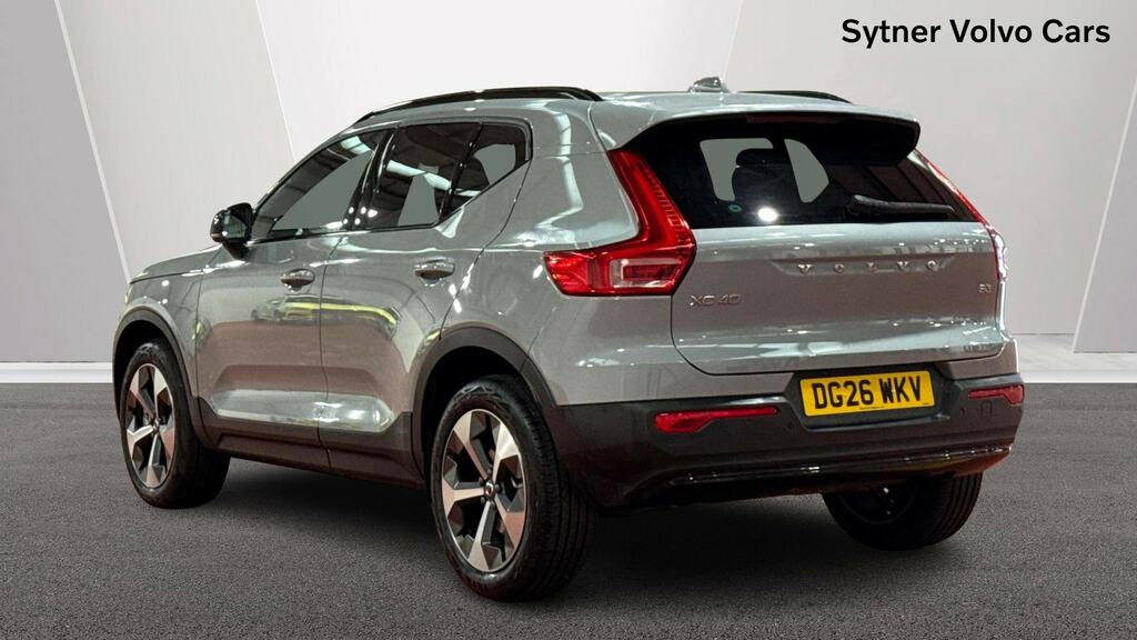 Volvo XC40 2.0 B3p Plus Dark DG26WKV Grey #2