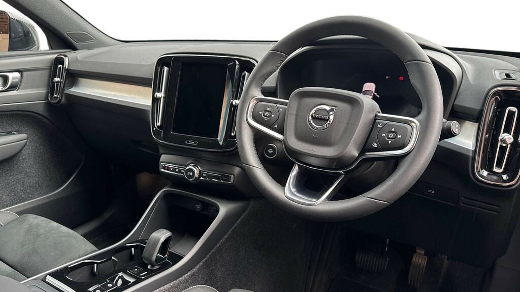 Volvo XC40 2.0 B3p Plus Dark DG26WKV Grey #5
