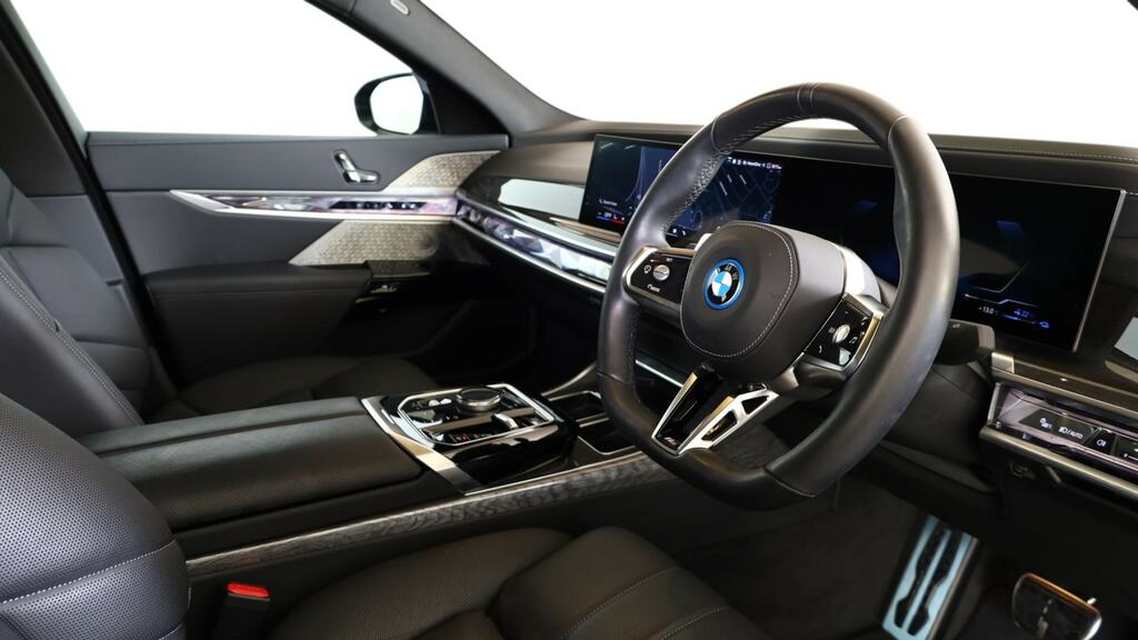 BMW 7 Series 750E Xdrive M Sport Blue #6