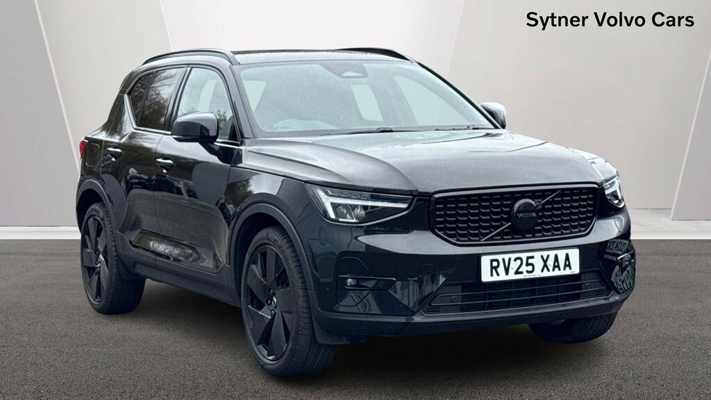 Volvo XC40 2.0 B3p Plus Black Edition Black