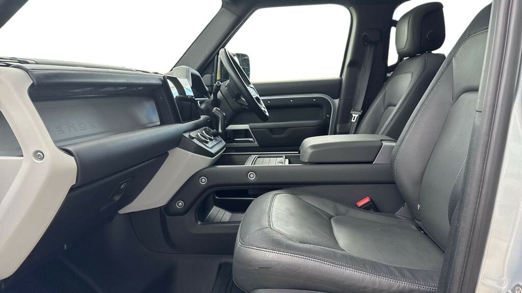 Land Rover Defender 110 3.0 D250 X-dynamic Hse 110 VF23KRD Silver #3