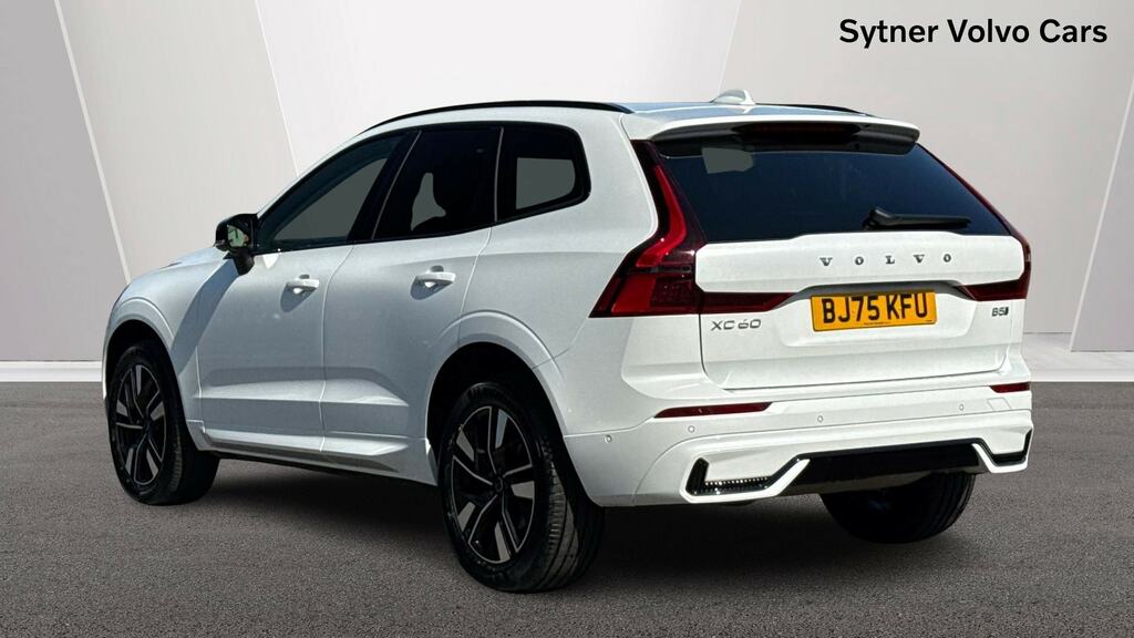 Volvo XC60 2.0 B5p Plus Dark Awd Geartronic BJ75KFU White #2