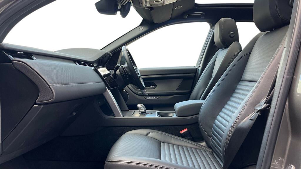 Land Rover Discovery Sport 2.0 D200 Dynamic Se 5 Seat YH73AJA Silver #3