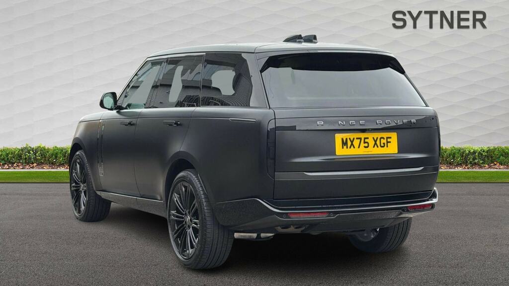 Land Rover Range Rover 3.0 D300 MX75XGF Black #2