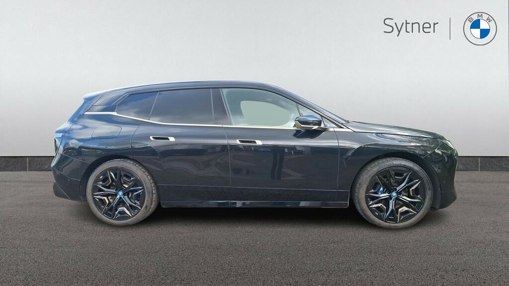 BMW iX 455Kw M60 111.5Kwh AD22HHY Black #3