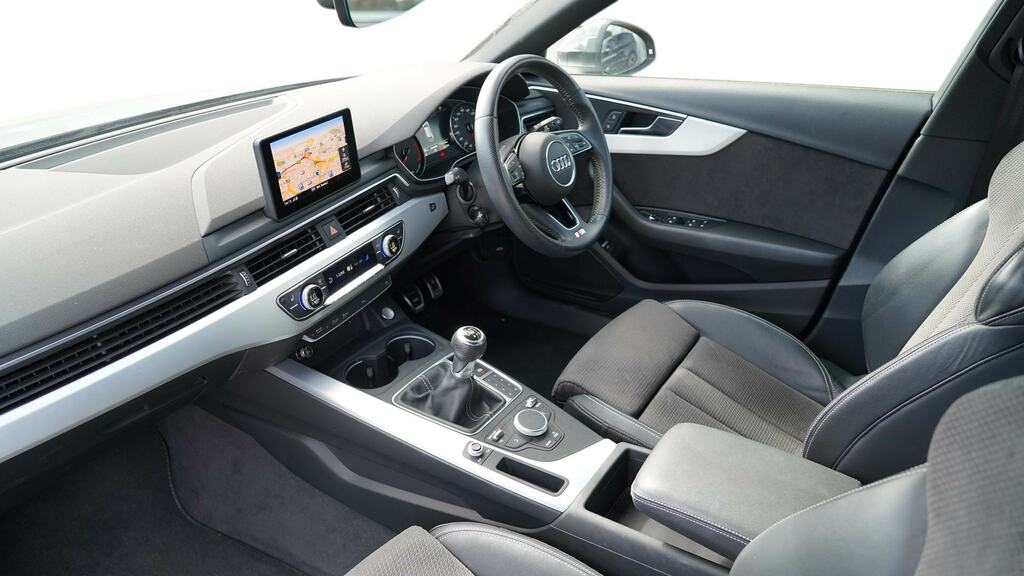 Audi A4 Avant 35 Tfsi S Line Grey #2