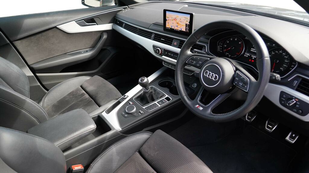 Audi A4 Avant 35 Tfsi S Line Grey #6
