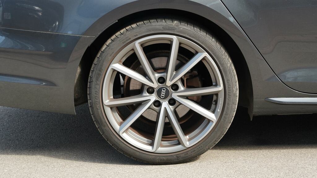 Audi A4 Avant 35 Tfsi S Line Grey #5