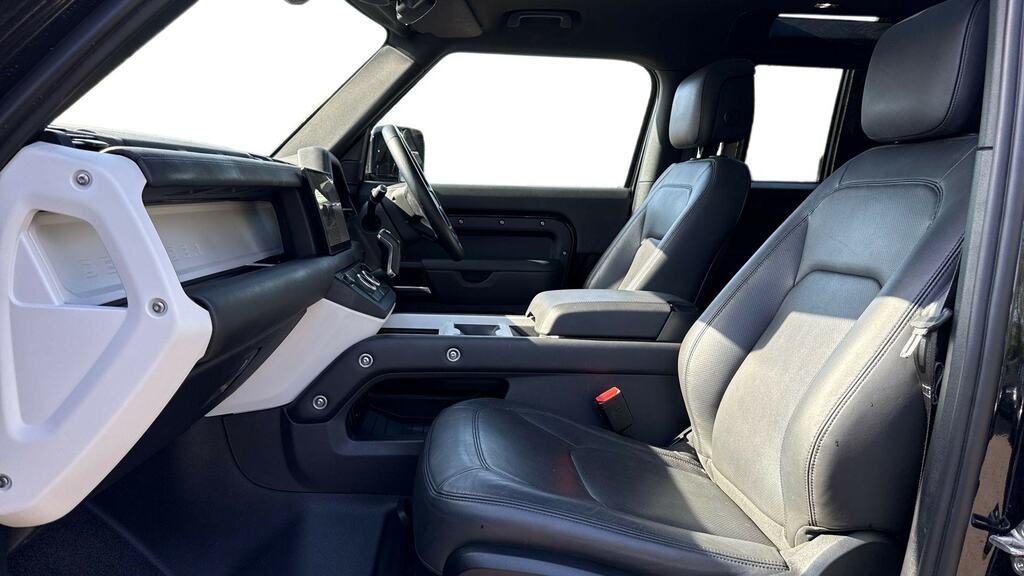 Land Rover Defender 90 3.0 D250 X-dynamic Hse 90 CX25HSU Black #3