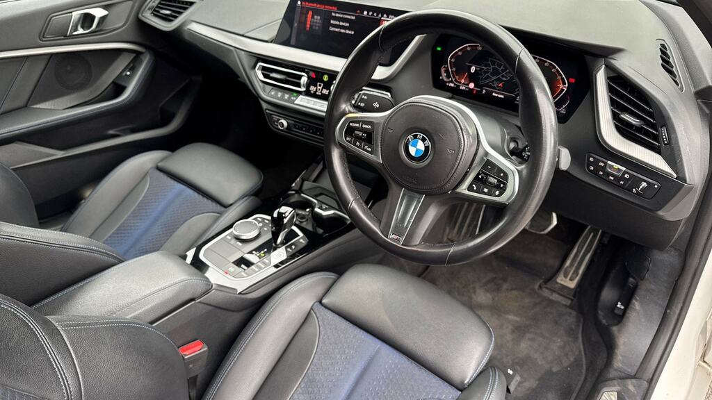 BMW 1 Series 118I 136 M Sport Step VN23XSD White #6