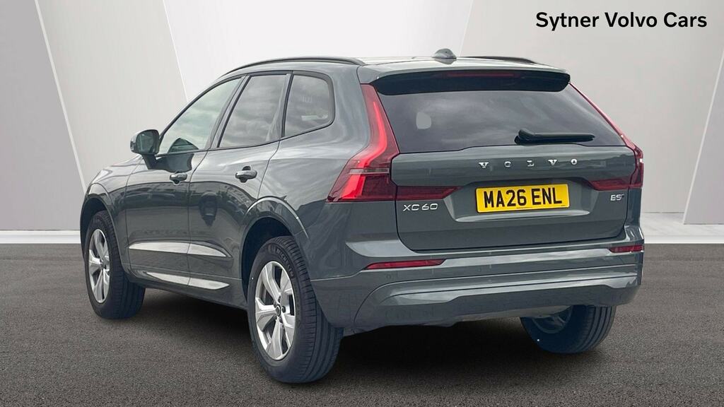 Volvo XC60 2.0 B5p Core Awd Geartronic MA26ENL Green #2