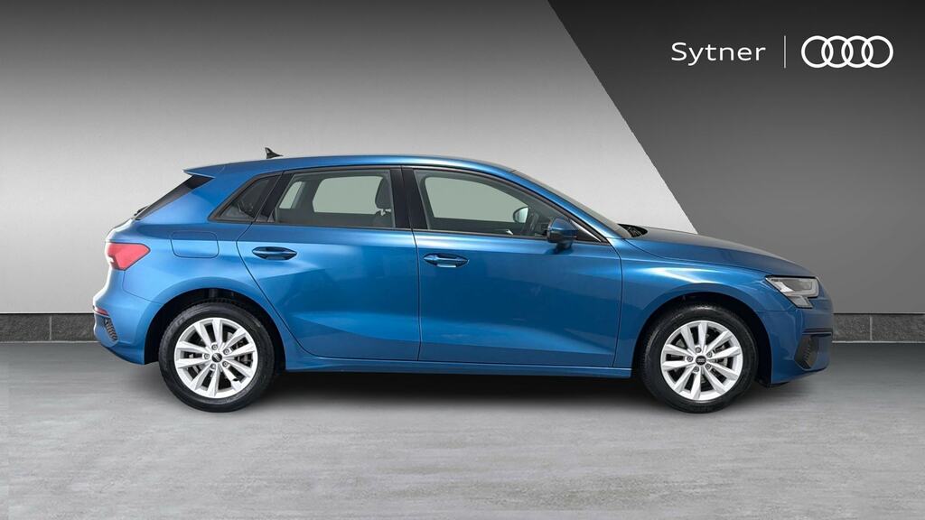 Audi A3 35 Tfsi Technik S Tronic KF72VPL Blue #4