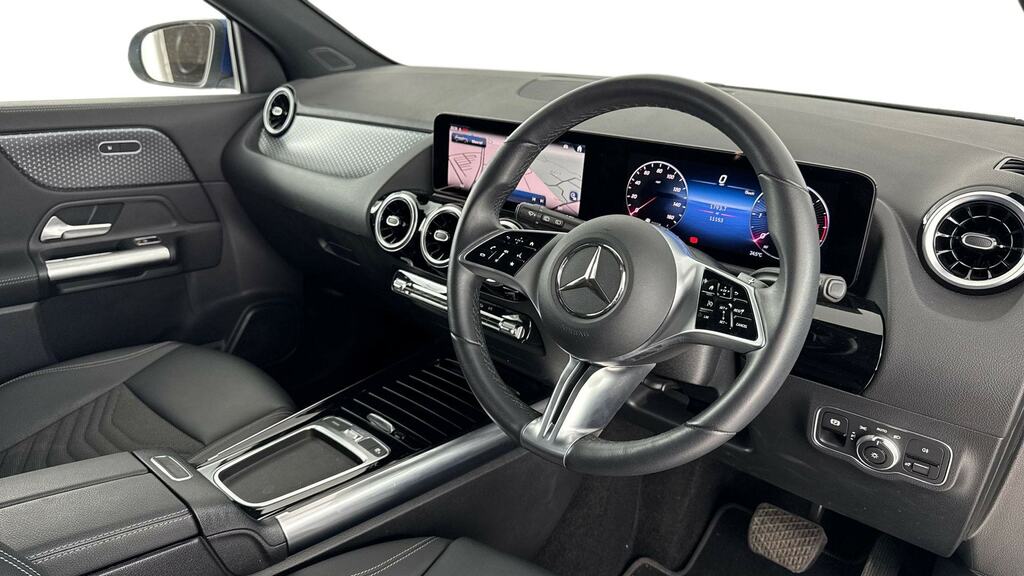 Mercedes-Benz GLA Class Gla 200D Sport Executive WR73VWV Blue #3