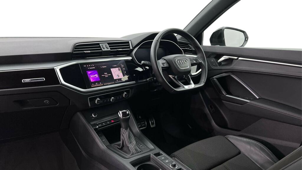 Audi Q3 35 Tfsi Black Edition S Tronic FL23NKX White #2