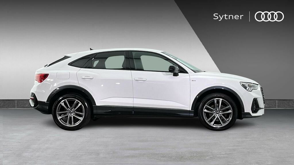 Audi Q3 35 Tfsi Black Edition S Tronic FL23NKX White #4