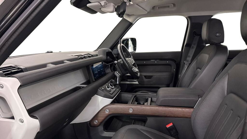 Land Rover Defender 110 2.0 D240 Se 110 OE69YOA Black #3