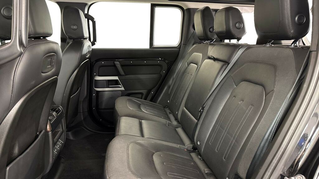 Land Rover Defender 110 2.0 D240 Se 110 OE69YOA Black #4