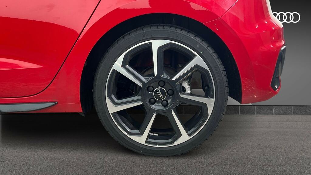 Audi A1 30 Tfsi Black Edition S Tronic Tech Pack CX75HHF Red #5