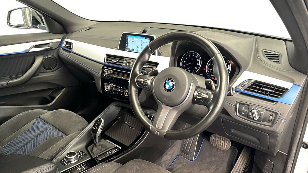BMW X2 Sdrive 18D M Sport Step White #6