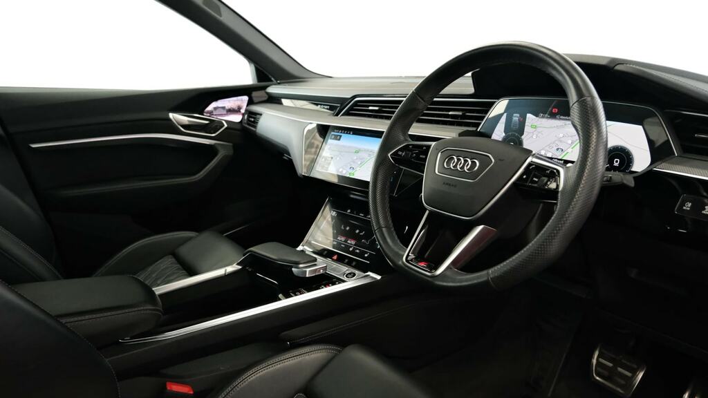 Audi Q8 e tron 300Kw 55 Quattro 114Kwh Vorsprung YB23VKN Red #6