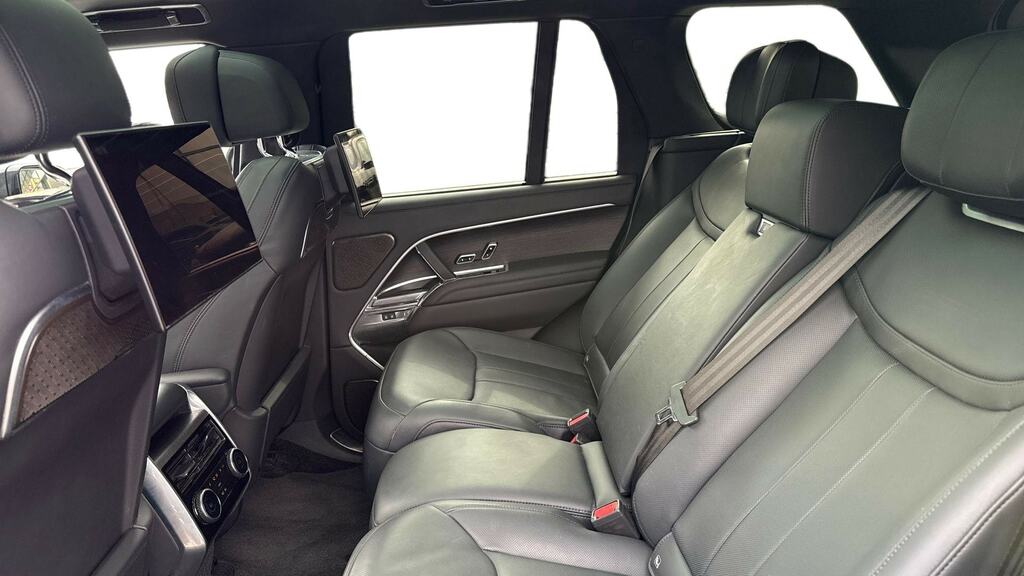 Land Rover Range Rover 4.4 P530 V8 LN72XVV Black #4