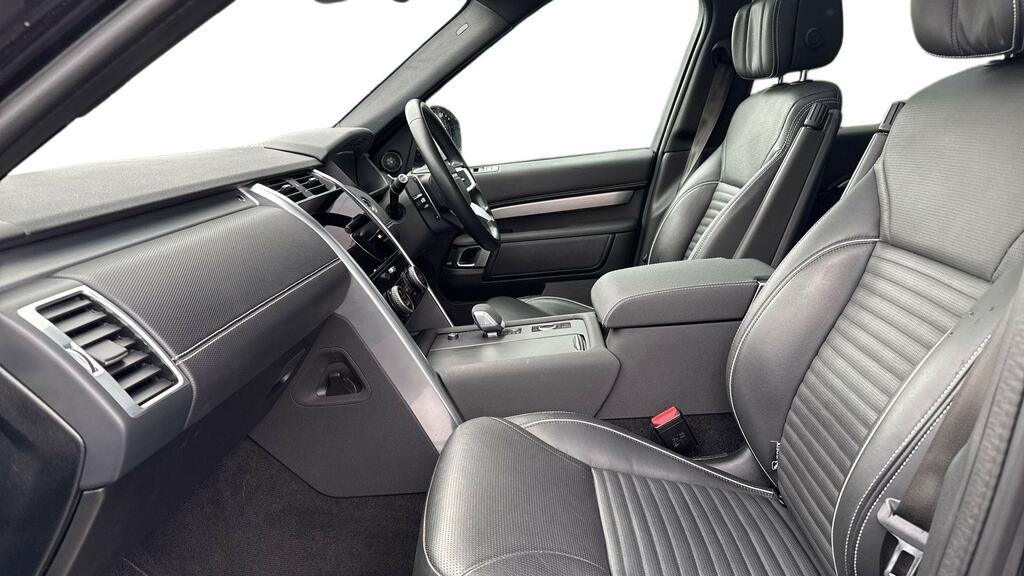 Land Rover Discovery 3.0 D300 R-dynamic Hse KS23UEM Black #3