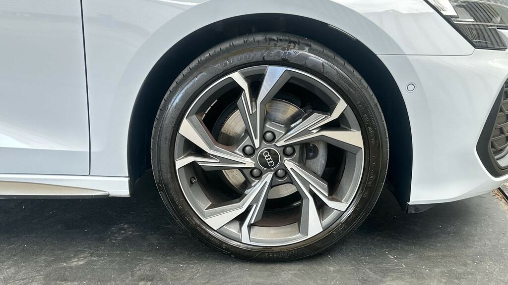 Audi A3 35 Tfsi S Line S Tronic Tech Pack YJ74NJD White #5