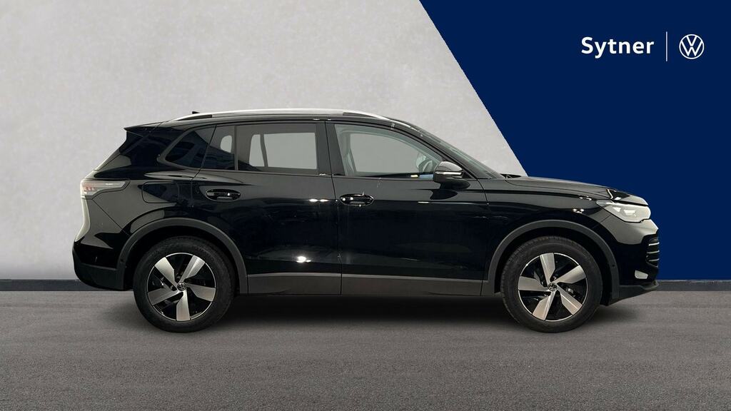 Volkswagen Tiguan 1.5 Etsi 150 Match Dsg CX26LJA Black #4