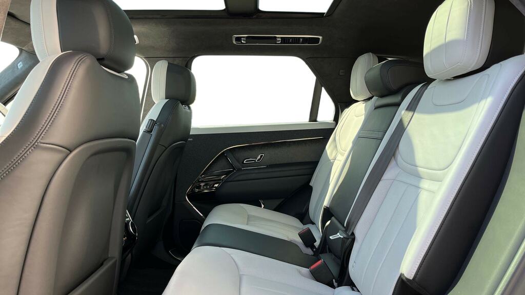 Land Rover Range Rover Sport 3.0 P460e WR74DXB Grey #4