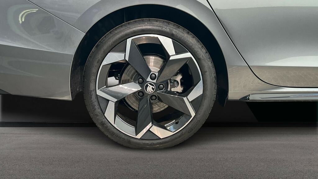 Skoda Superb 1.5 Tsi E-tec Sportline Dsg CX26UPS Grey #5