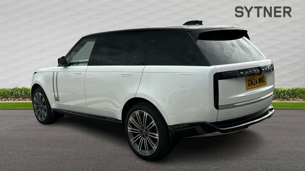 Land Rover Range Rover 3.0 P400 Lwb GN24WNC White #2