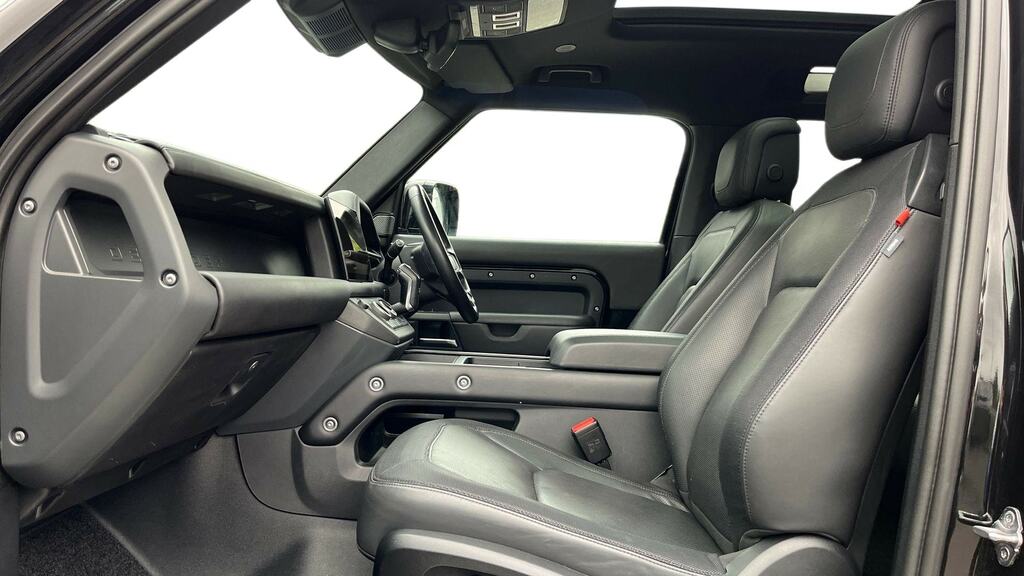 Land Rover Defender 90 3.0 D250 X-dynamic Hse 90 DU72NHH Black #3