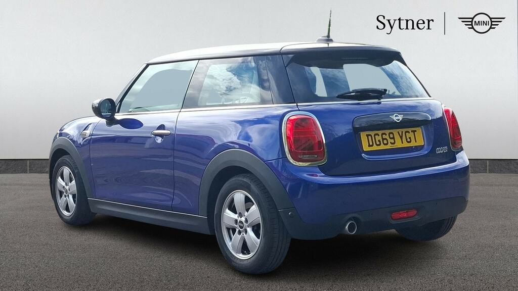 Mini Hatch 1.5 Cooper Classic II Comfort Pack DG69YGT Blue #2